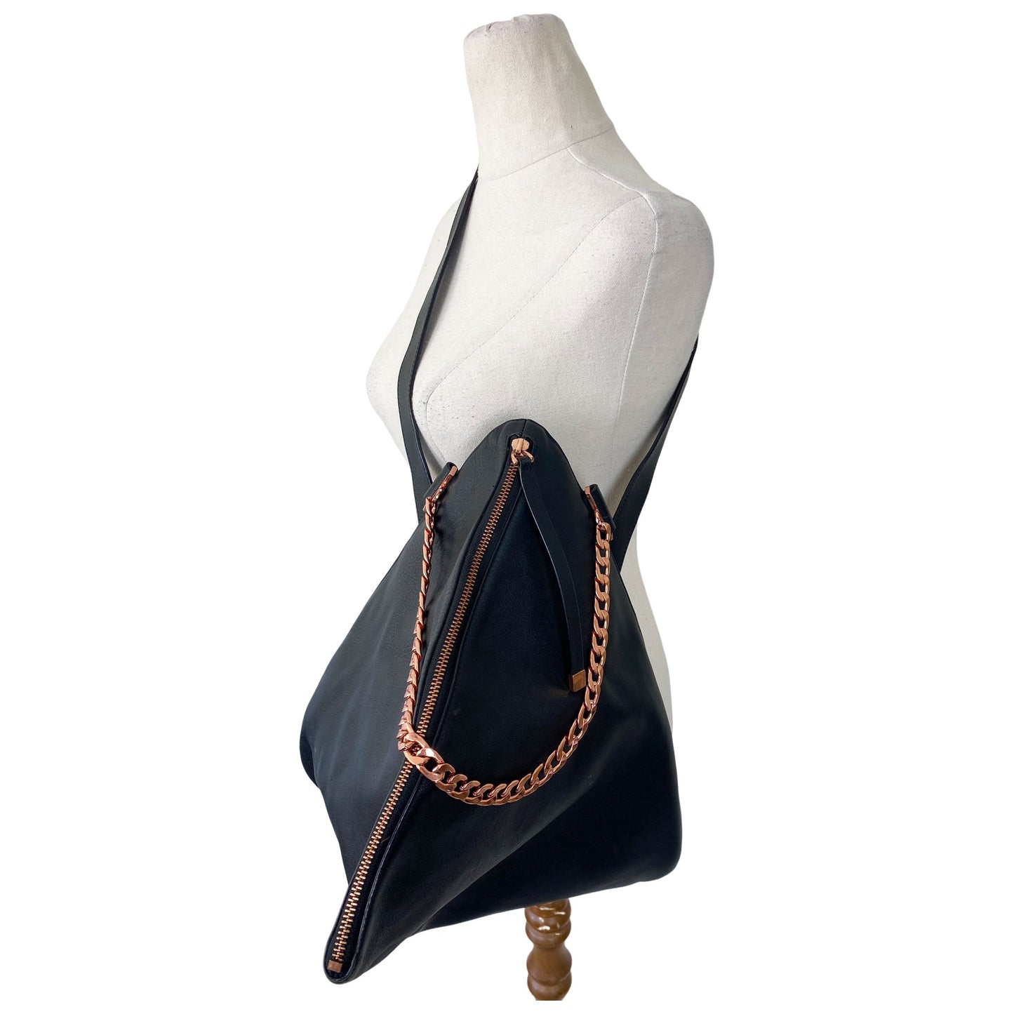 Ginger & Smart triangle bag