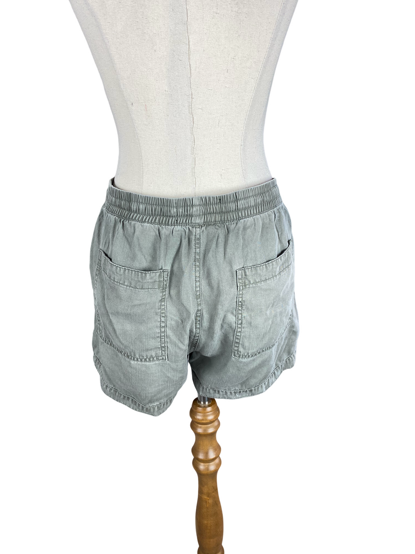 Decjuba khalki shorts | size 10