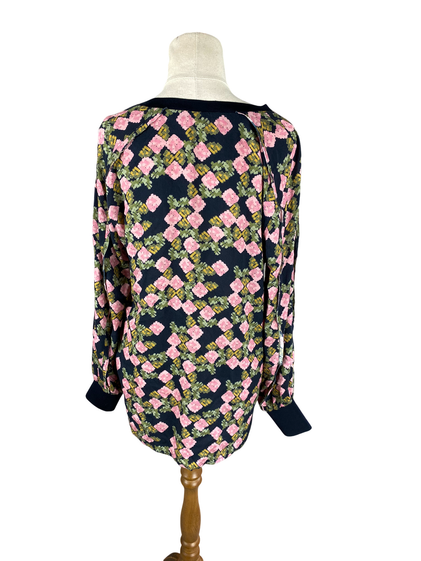 Madly Sweetly long sleeve top | size 12