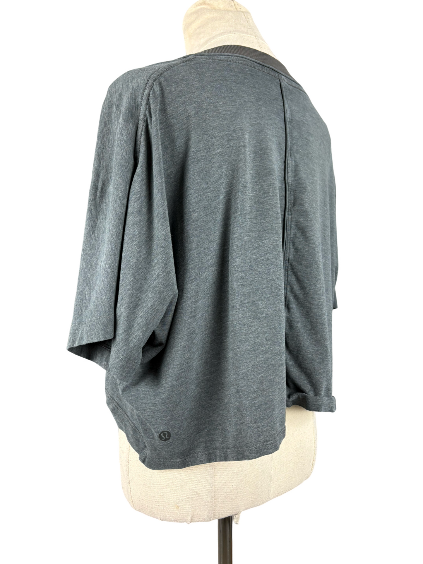 Lululemon crop tee | size 12-14