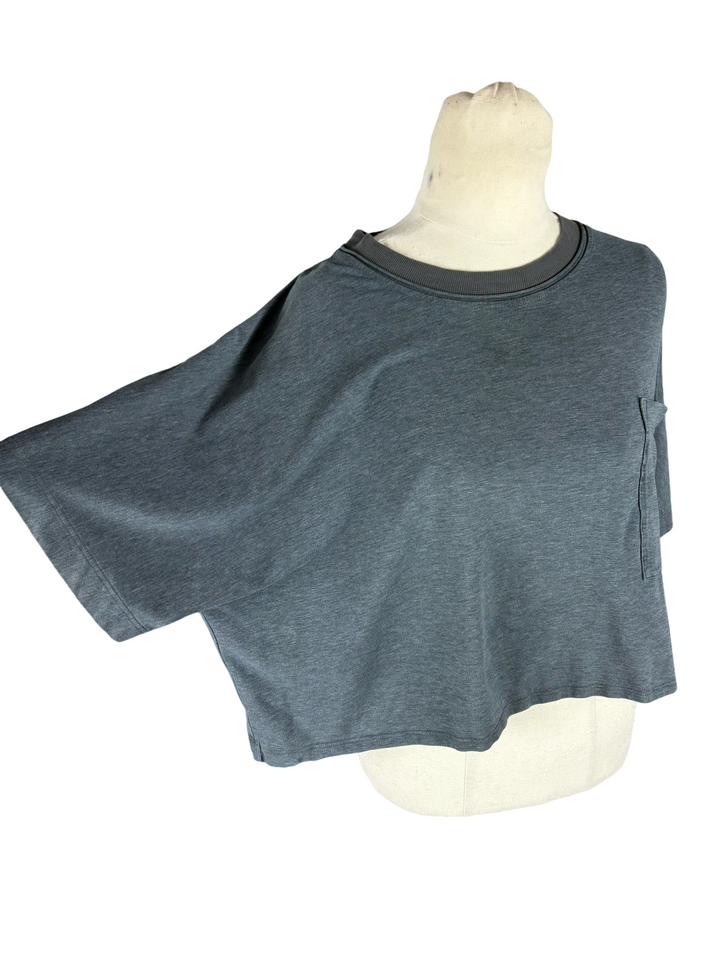 Lululemon crop tee | size 12-14