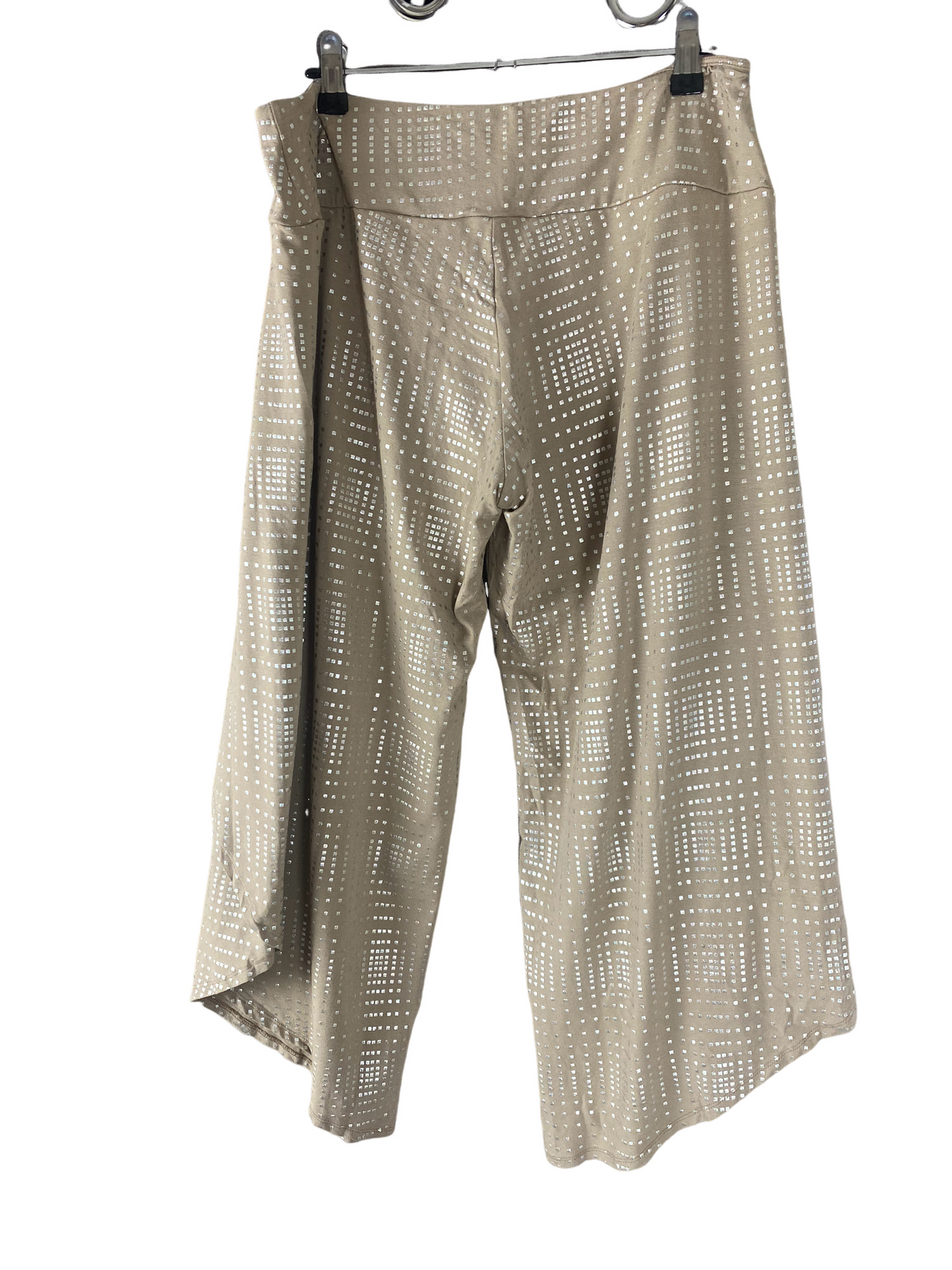 Worship pull-on 3/4 pants | size 14