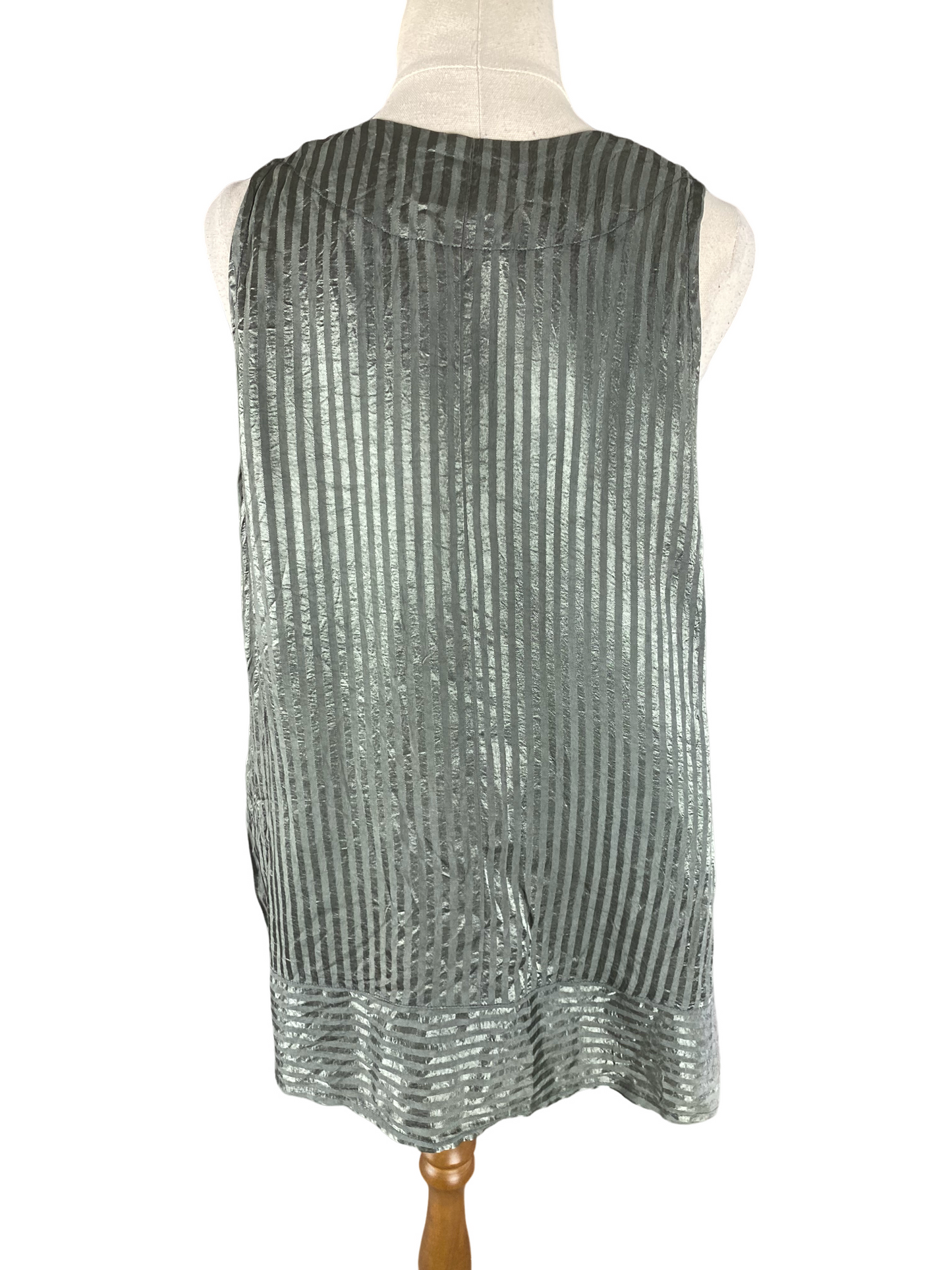 Zacharys sleeveless grey top | size 12 (made in NZ)