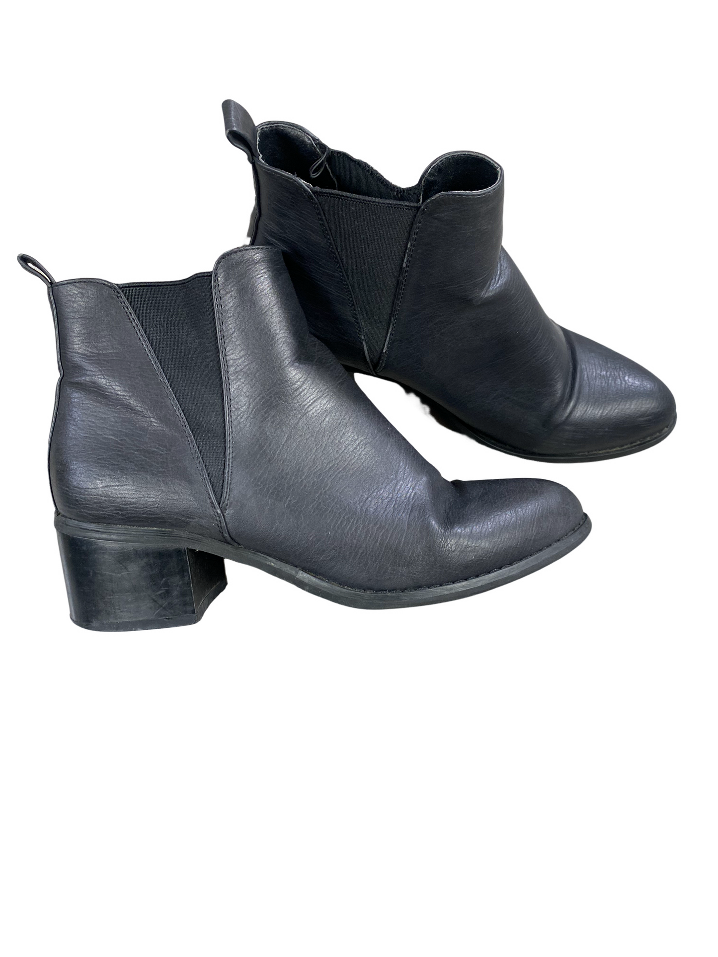 Dotti low-top boots | size 8 or 39