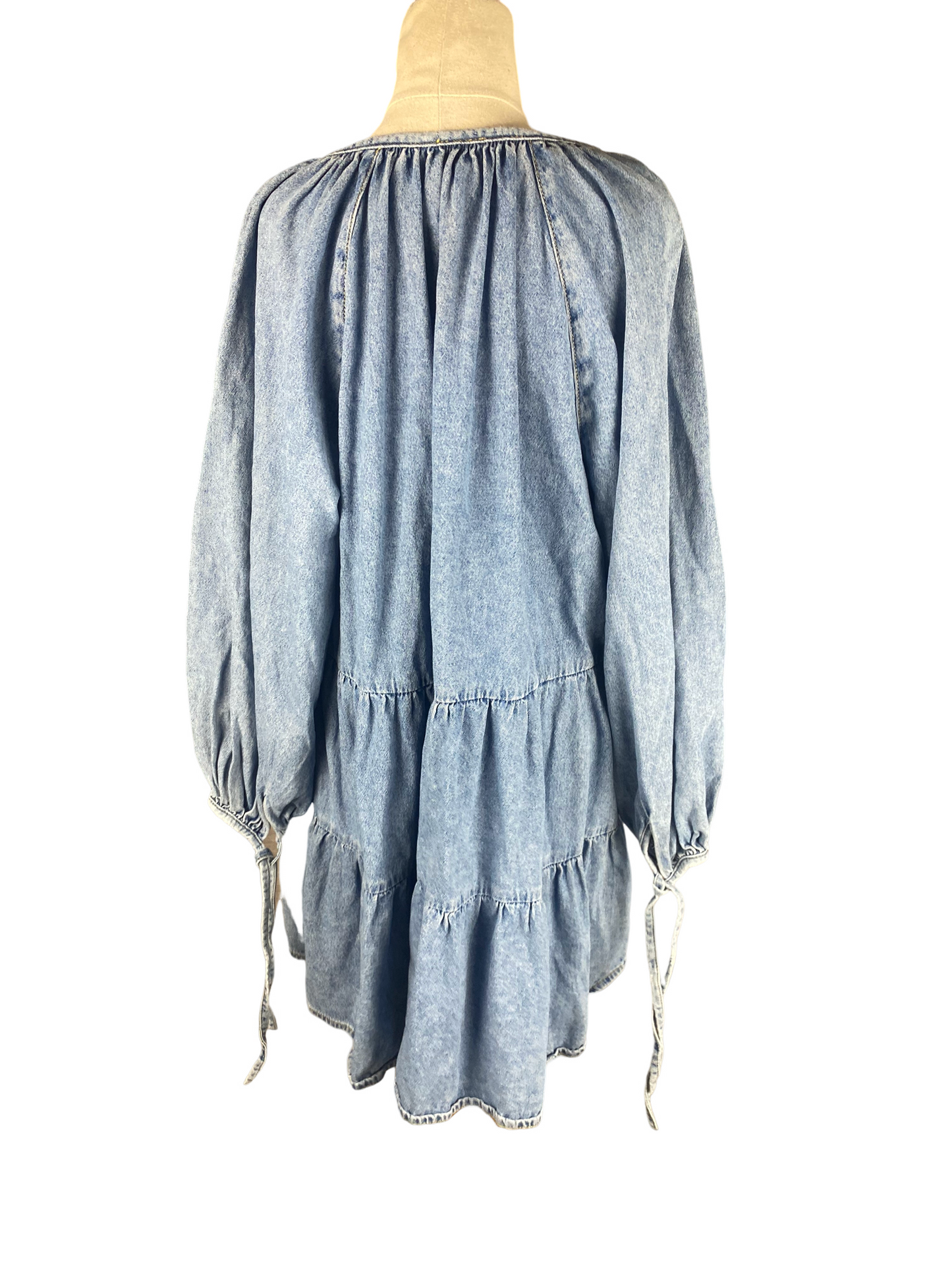 H&M denim midi tier dress | size medium