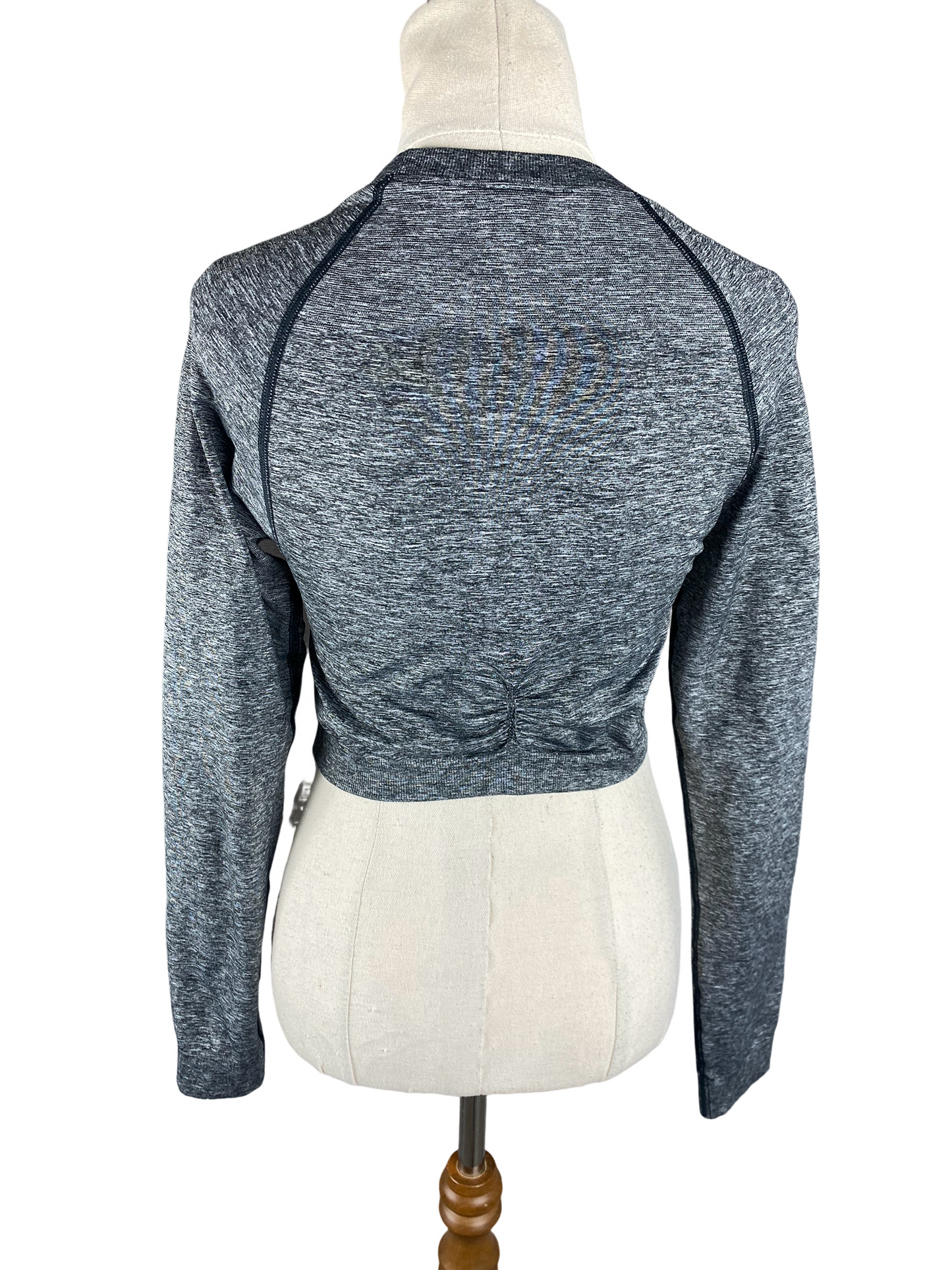 Gymshark grey crop top | size medium