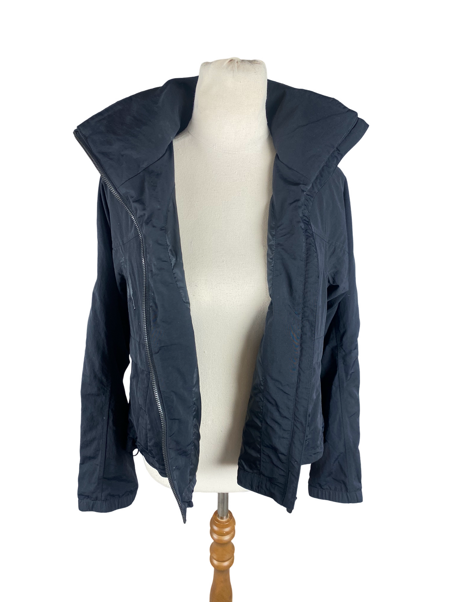 Lululemon black zip jacket | size 8