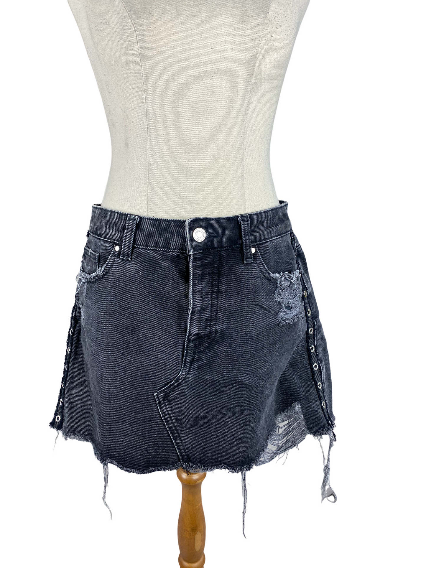 Zara black denim mini skirt | size 10