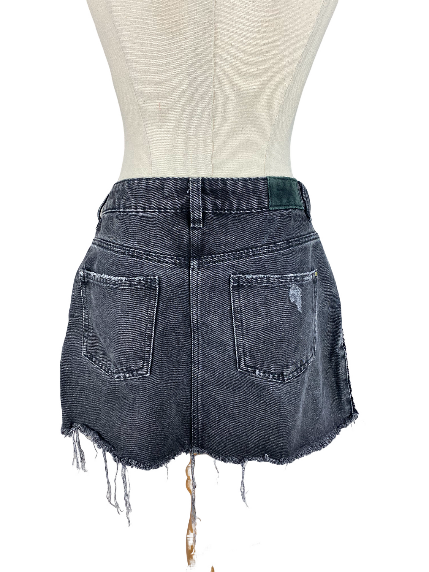 Zara black denim mini skirt | size 10