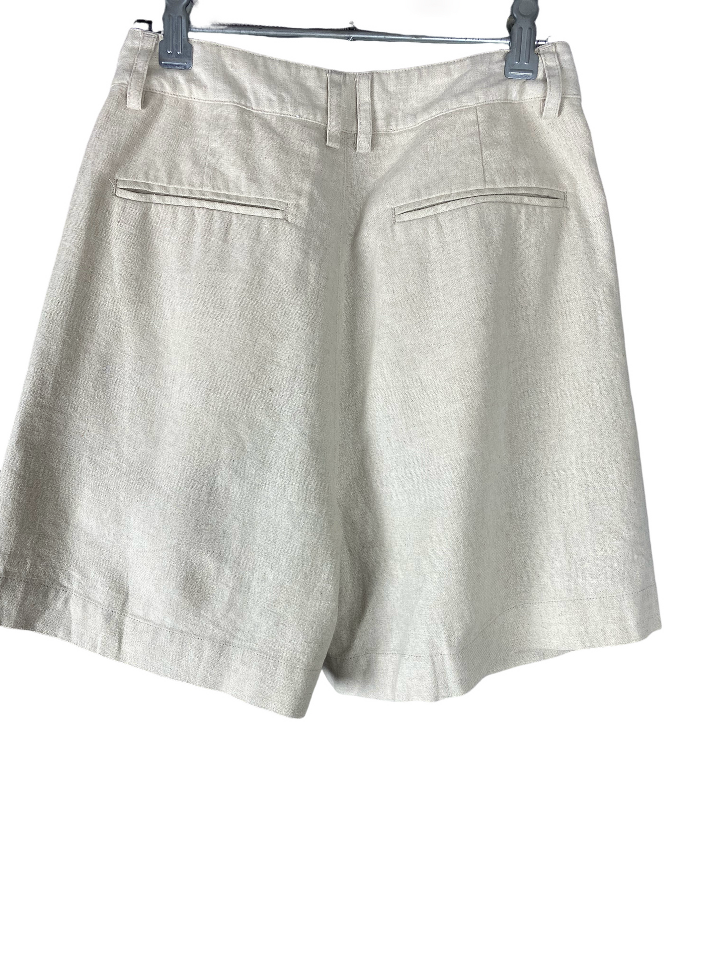BNWT - Huffer Saville Pleat short in chalk marle | size 8 - RRP $119.90