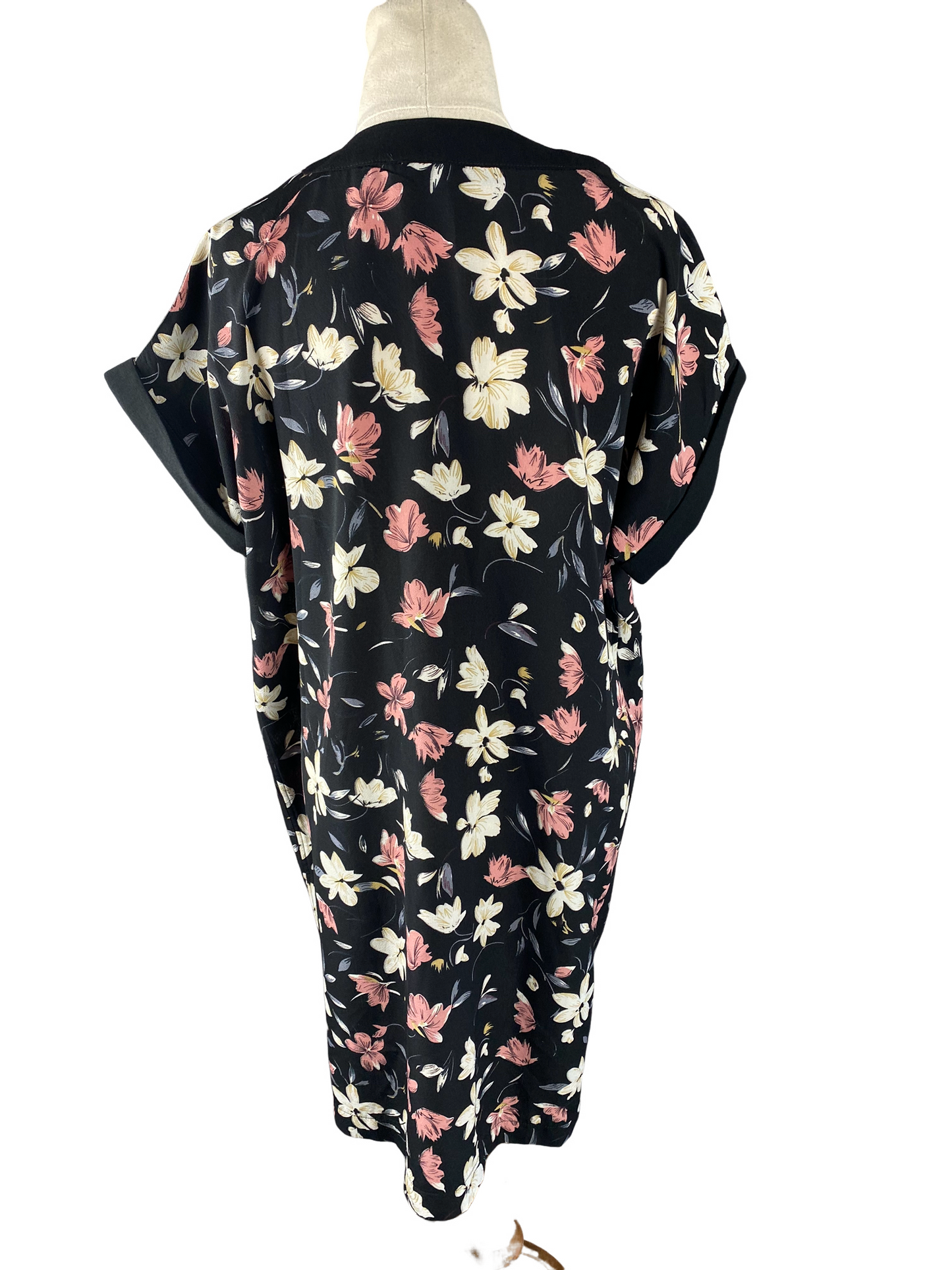 Democracy v-neck black floral midi dress | size 12