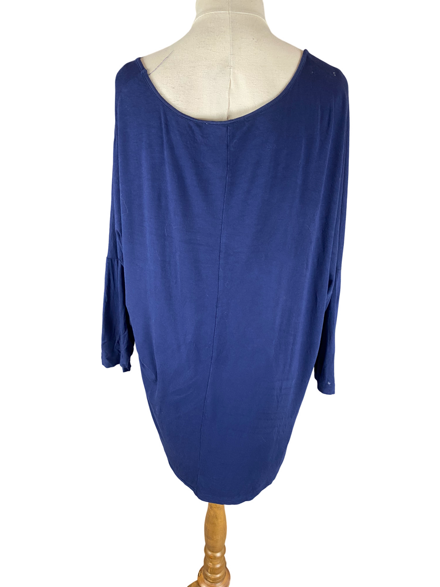 Betty Basics high low navy relaxed 3/4 sleeve top | size 8