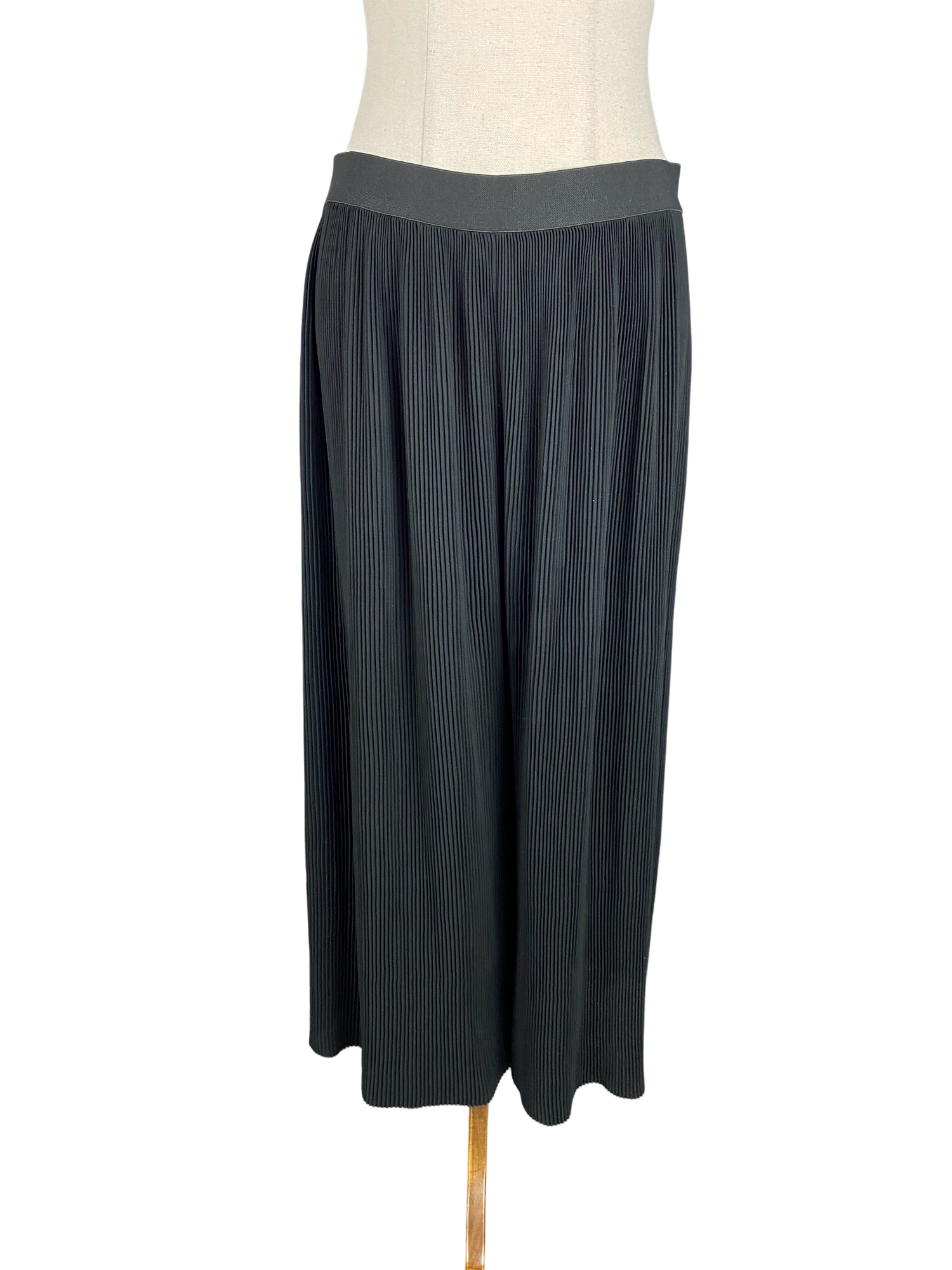 Decjuba black 3/4 pleated culottes | size 12