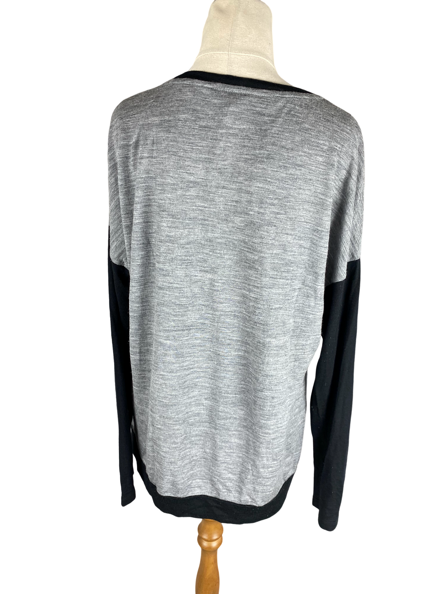 Max 100% merino grey and black long sleeve top | size 12