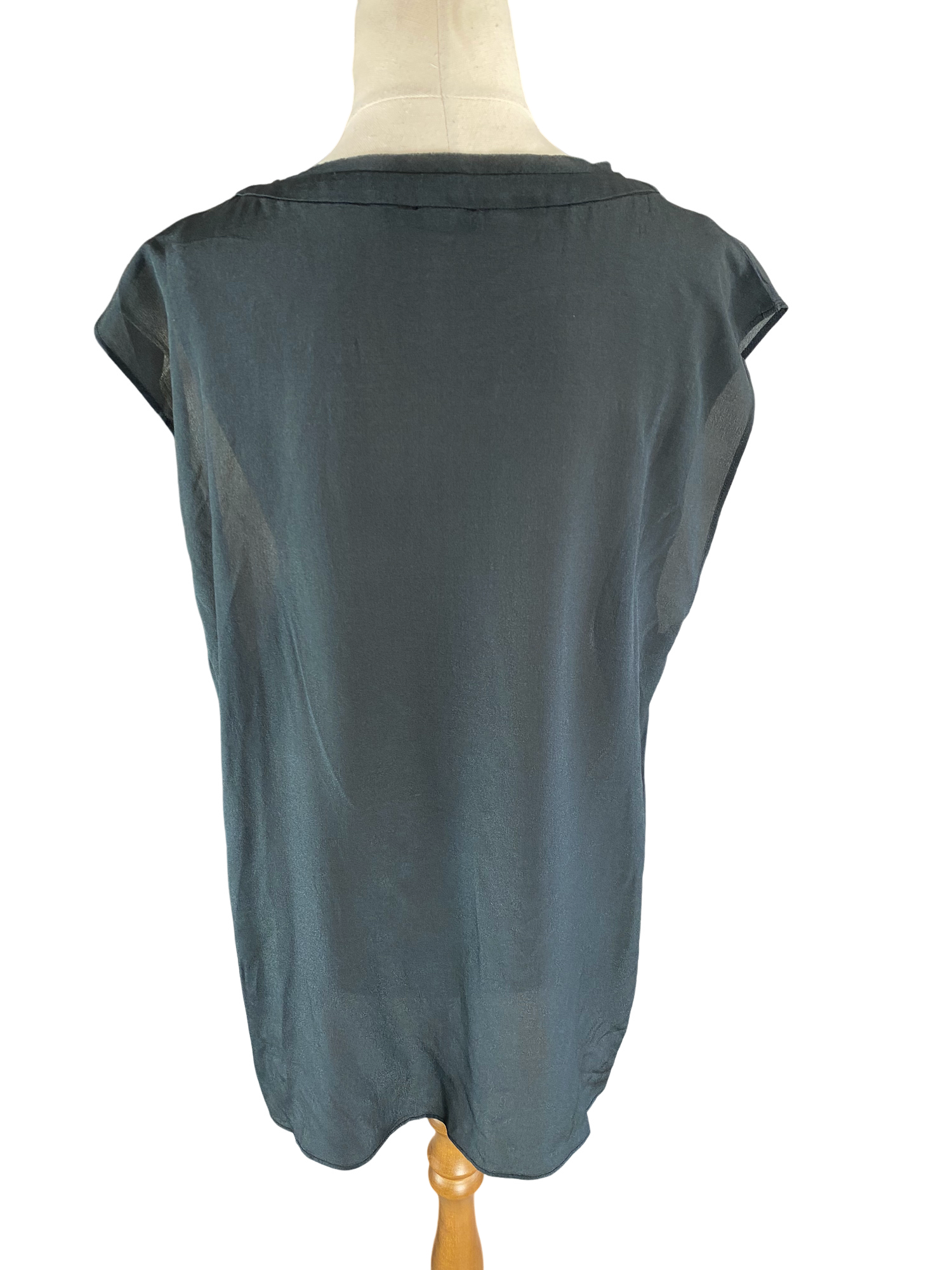 Storm silk pattern top | size 12-14