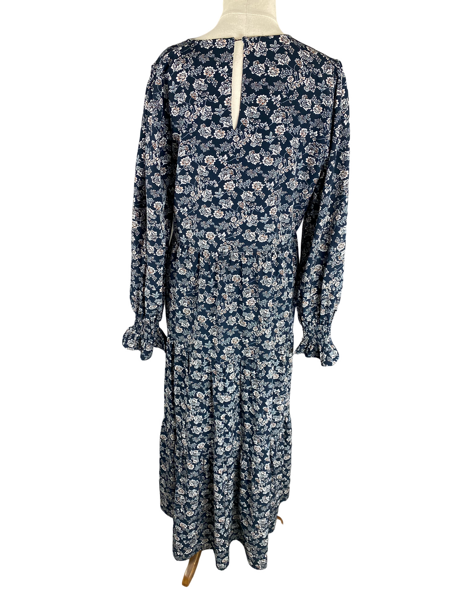Seeking Lola floral maxi dress | size 12