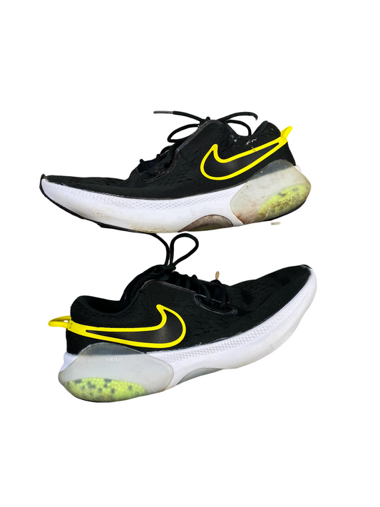 Nike sneakers | size 9/EU 40