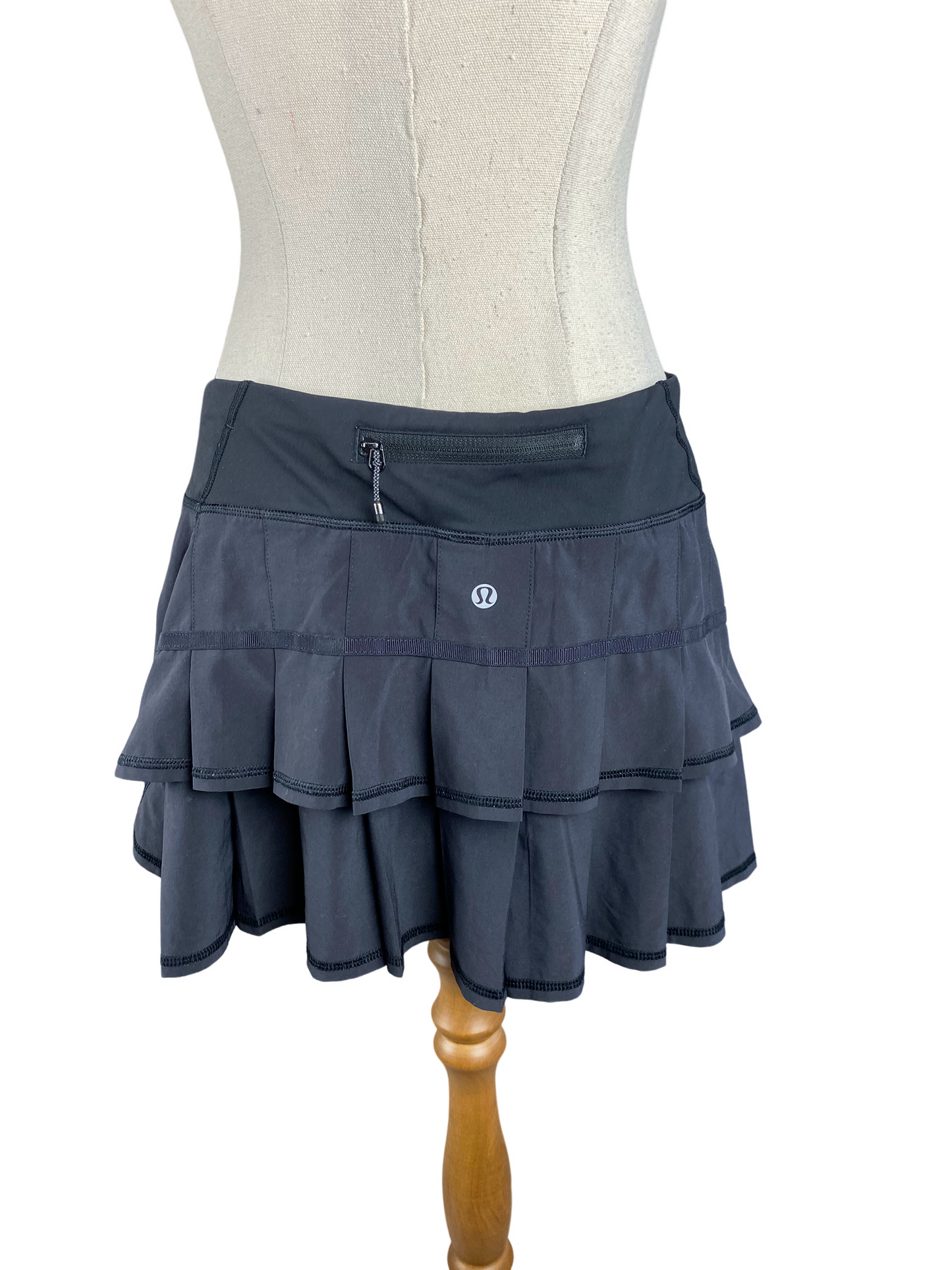 Lululemon skort | size 10