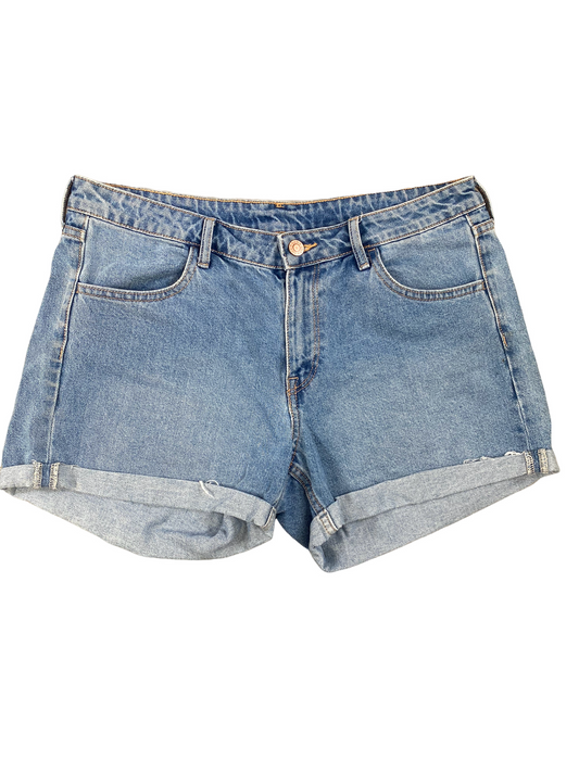 No brand denim shorts | size 8