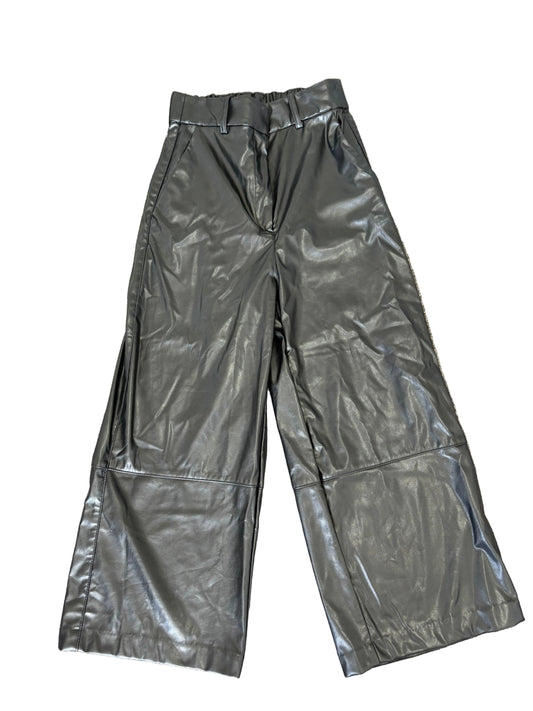 H&M faux leather 3/4 wide leg pant | size 10