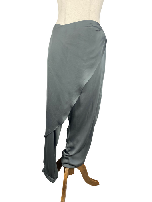 Repertoire green satin-look pants | size 14