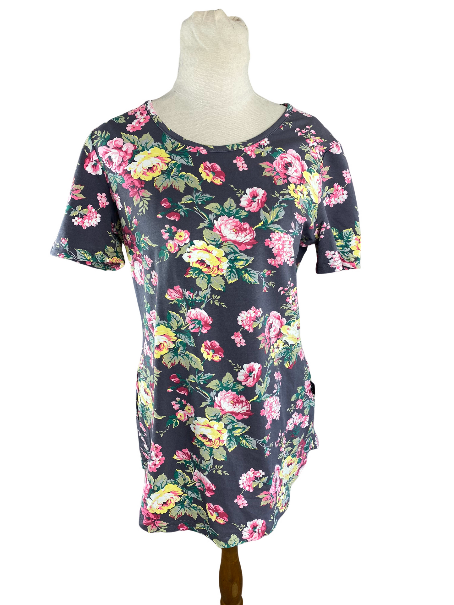 Addison floral short sleeve top | size 10