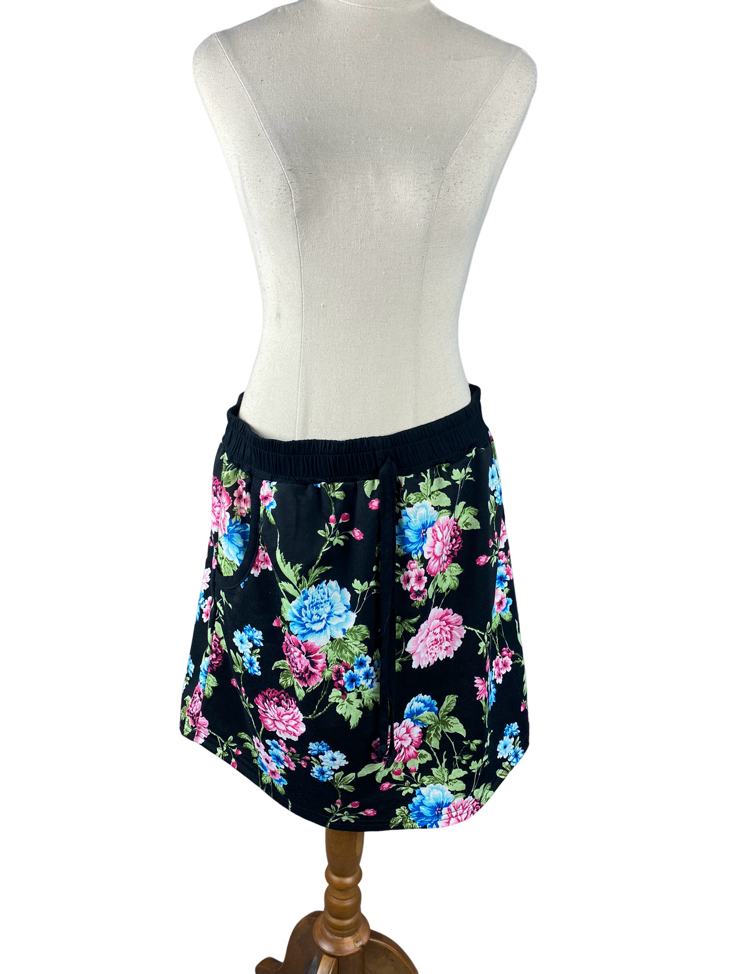 White Chalk black floral skirt | size 12