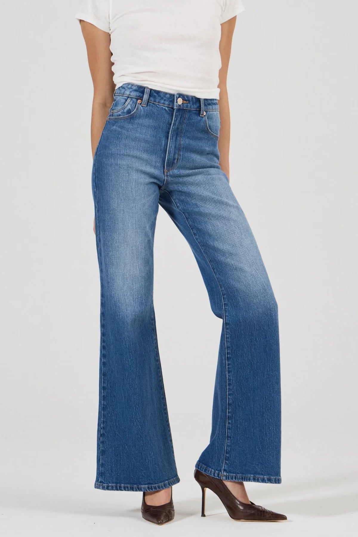 Rollas Eastcoast Flare Jeans | size 10 or 28