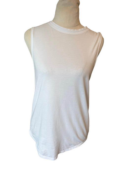lululemon white tank | size 6 (lululemon size 2)