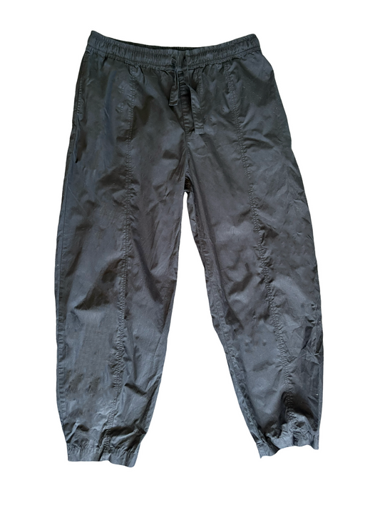 Kowtow cotton black cargo pants | size 12