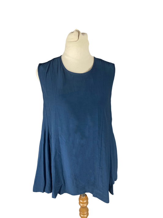 Wilson Troupe navy sleeveless top | size 10
