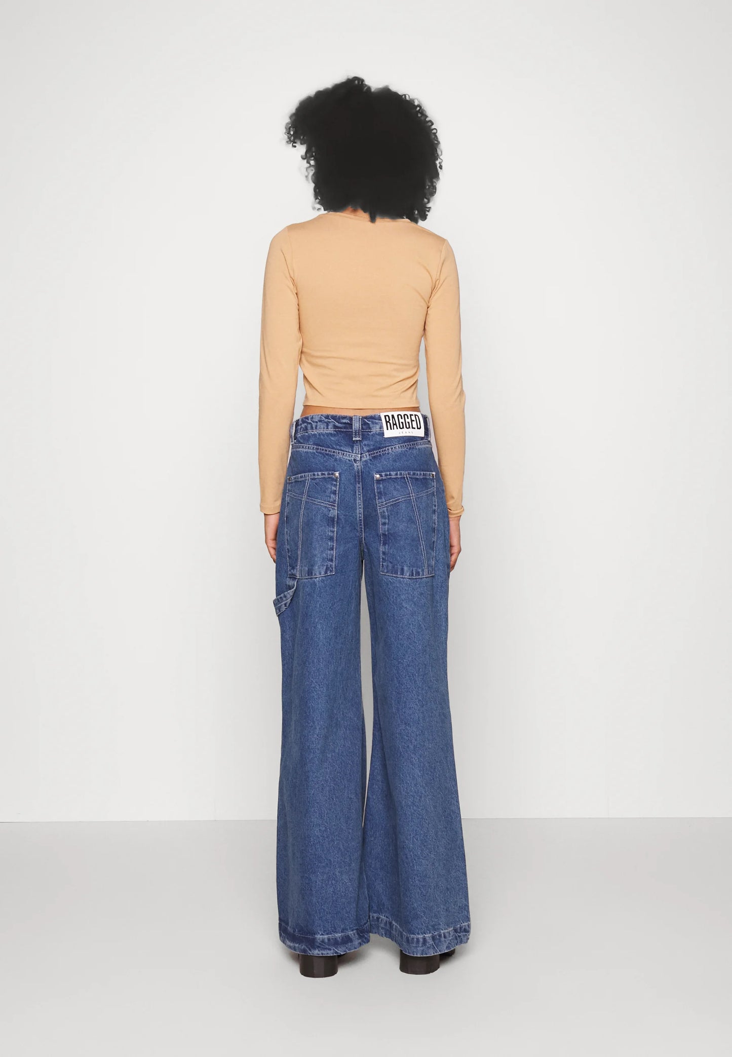 BNWT Ragged Jeans wide leg sweeper jean in mid-blue | size 24 RRP $200