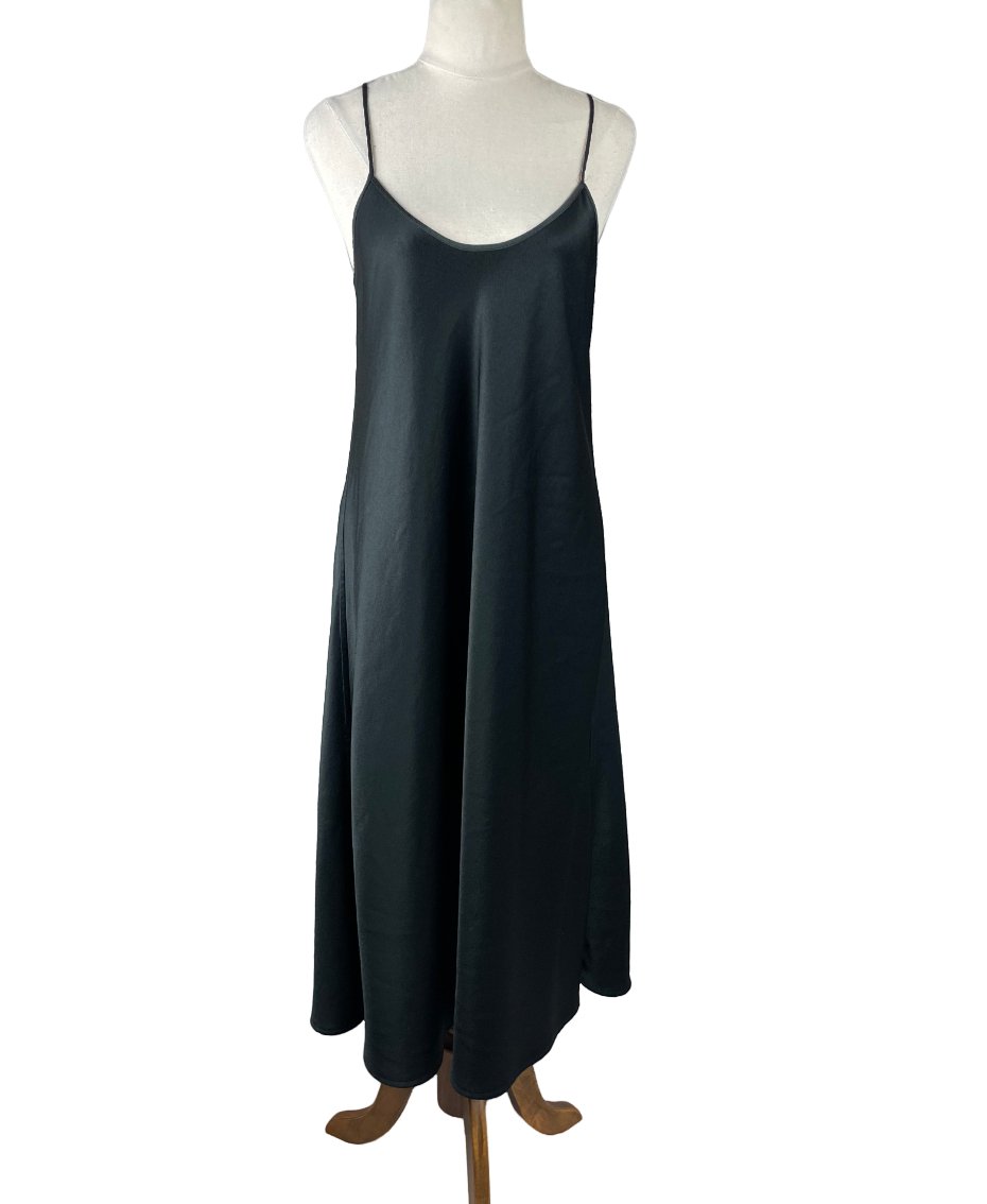 Black slip dress | size 10-12