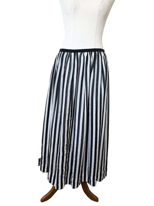 Liam (Ruby) 100% silk skirt | size 10